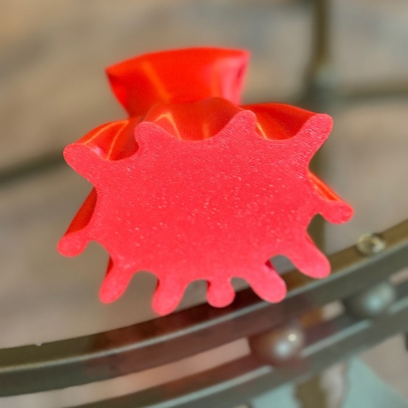 3D Printed. Dress for Pen Holders. - Picture 2 of 5